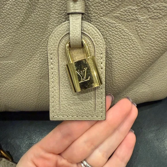 Louis Vuitton Grand Palais Tan Embossed Satchel - Picture 4 of 16